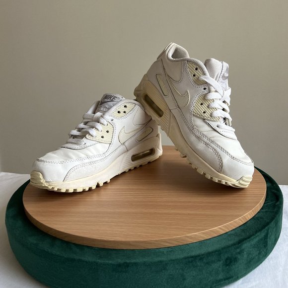 Nike Air Max 90 - White - Picture 1 of 6